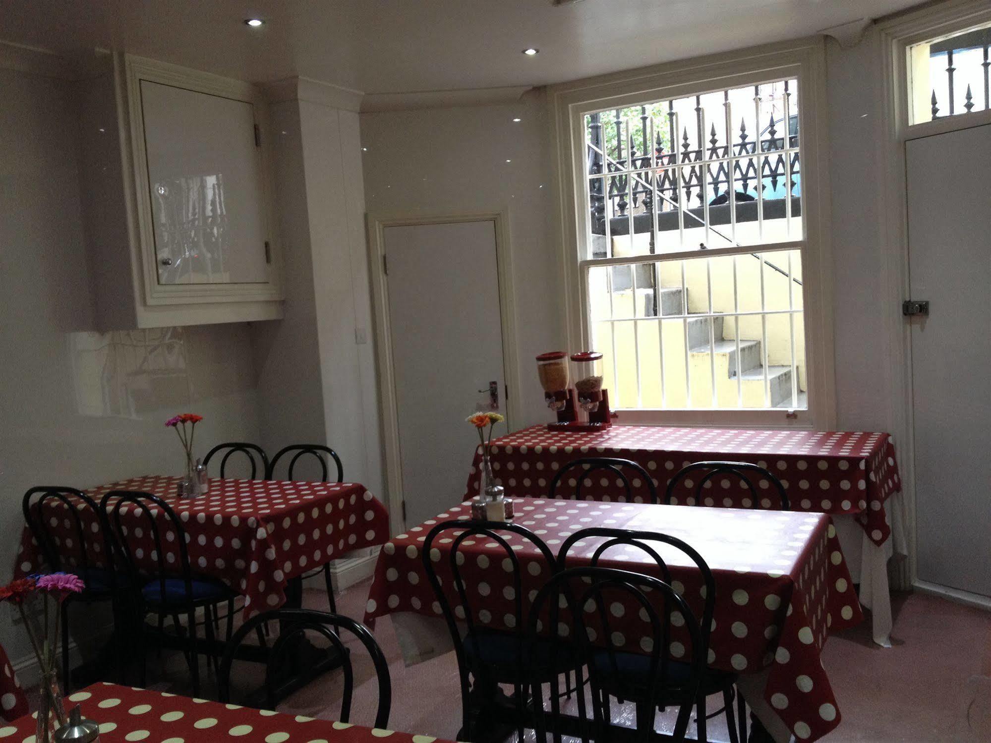Lord Kensington Hotel London Bagian luar foto