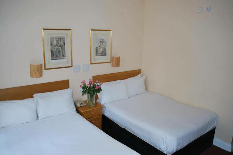 Lord Kensington Hotel London Bagian luar foto