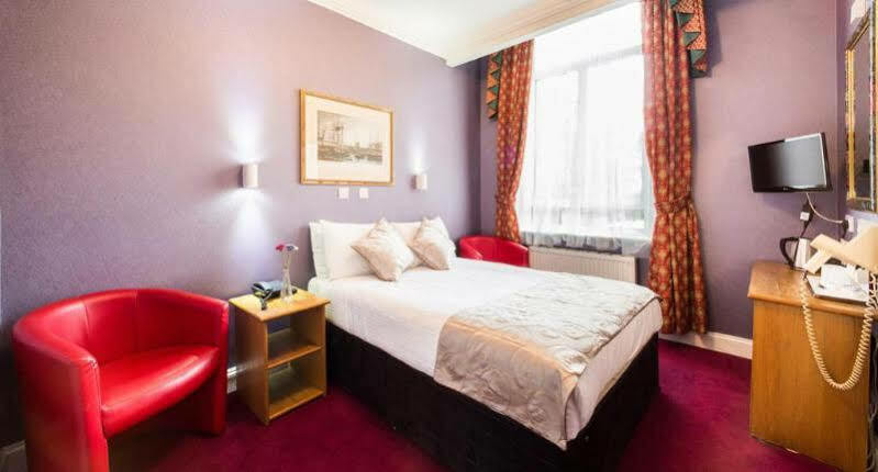Lord Kensington Hotel London Bagian luar foto
